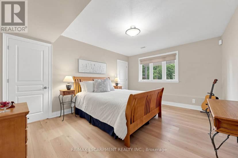 118 Foxridge Drive — photo 37 of 40