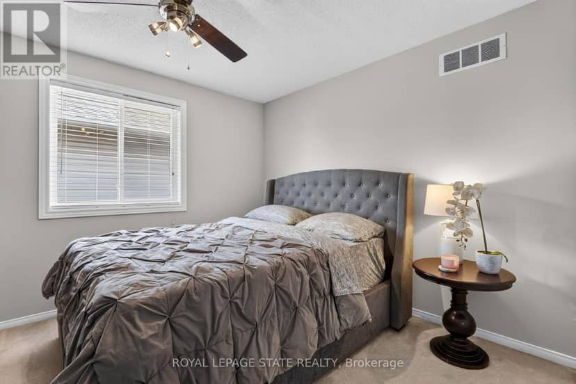 28 Holkham Avenue — photo 31 of 40
