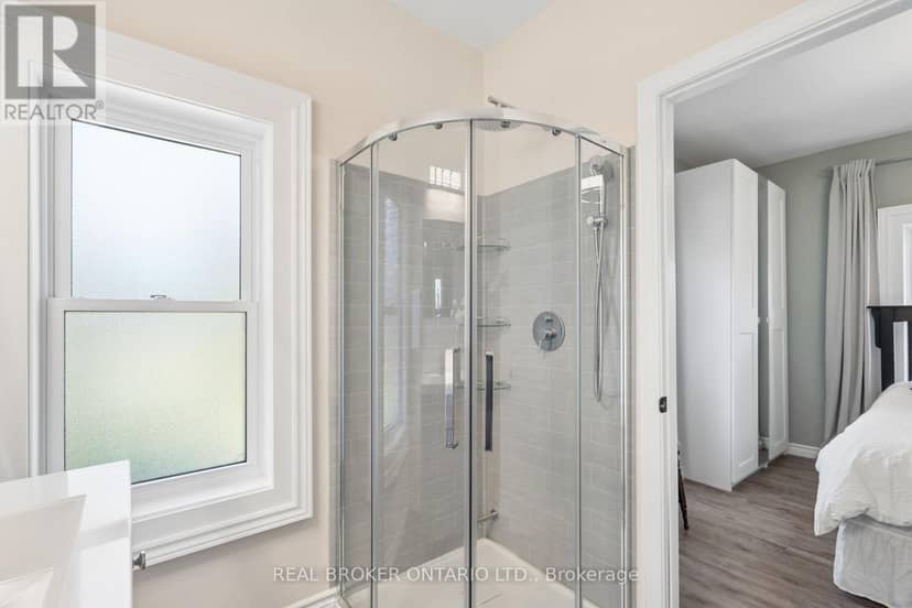 324 Daly Street — photo 29 of 40