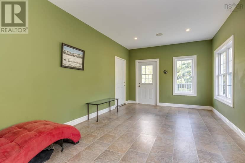 71 Valerie Court — photo 22 of 40