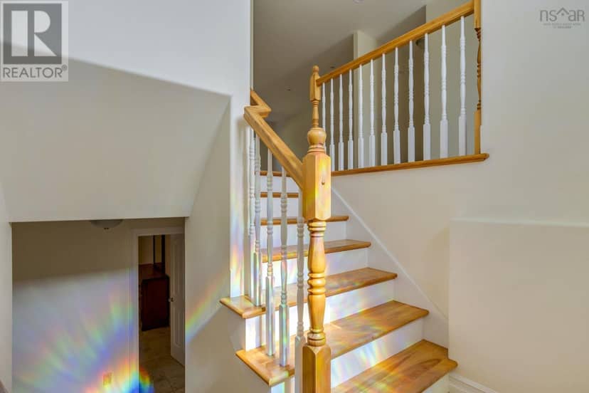 71 Valerie Court — photo 38 of 40
