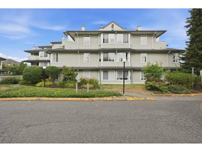 304 12130 80 AVENUE, Surrey, photo 3
