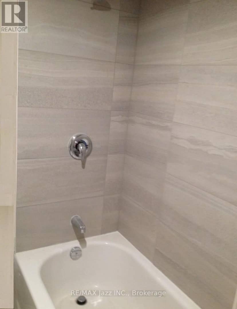 1431 Ritson Road S — photo 17 of 27