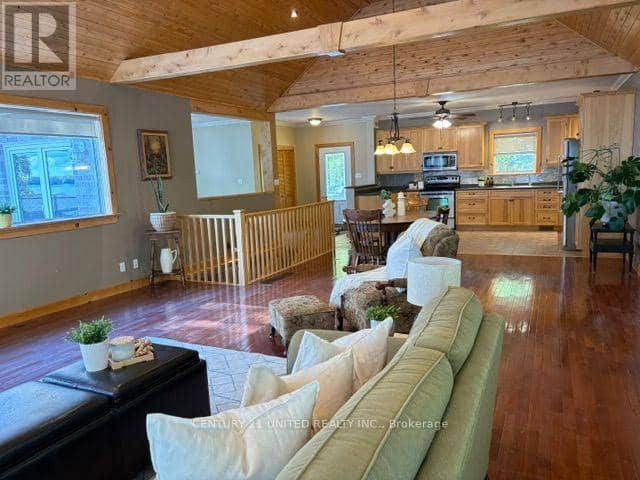 3069 Clear Lake Road W — photo 12 of 40