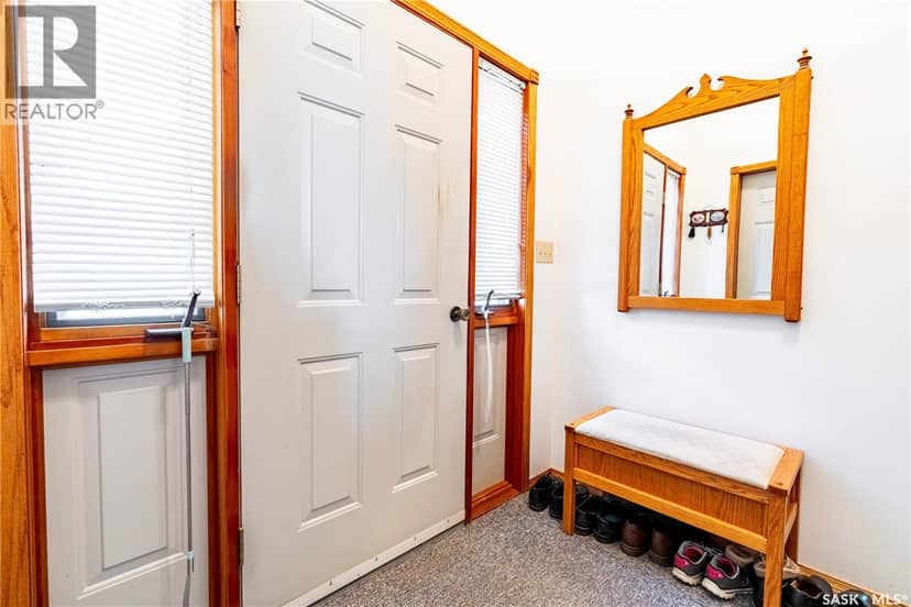 109 1st AVENUE E, Gravelbourg, photo 7
