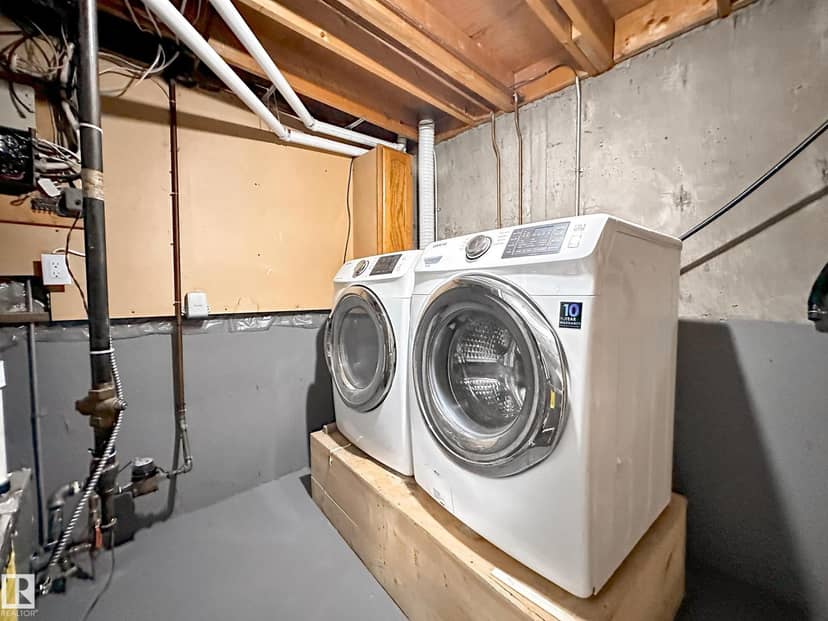 862 Erin Pl NW — photo 35 of 37