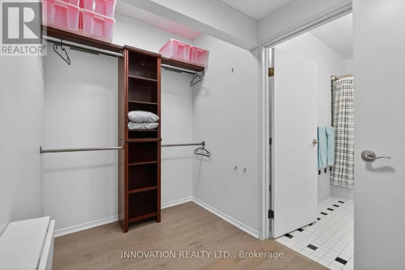 4 - 10 Clarence Street — photo 15 of 21