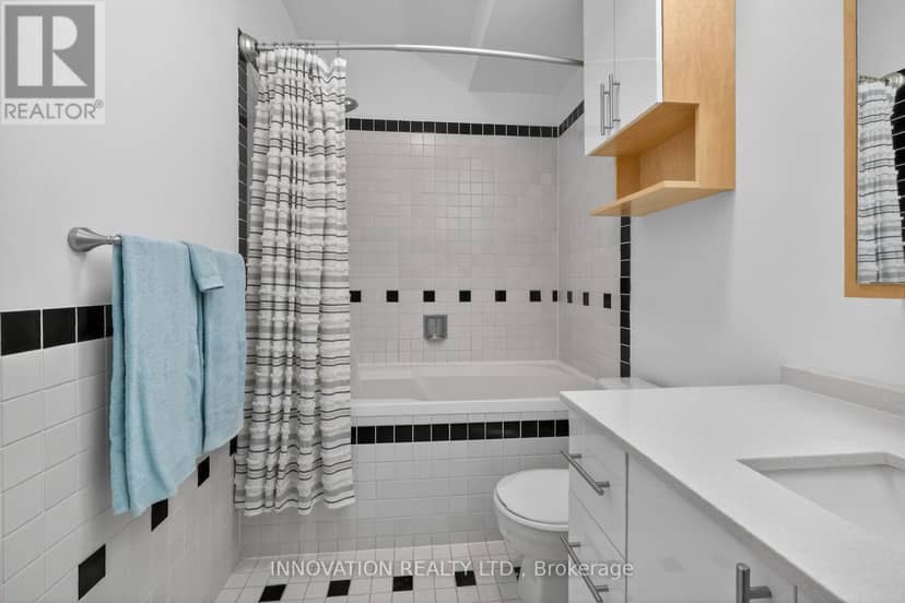 4 - 10 Clarence Street — photo 19 of 21