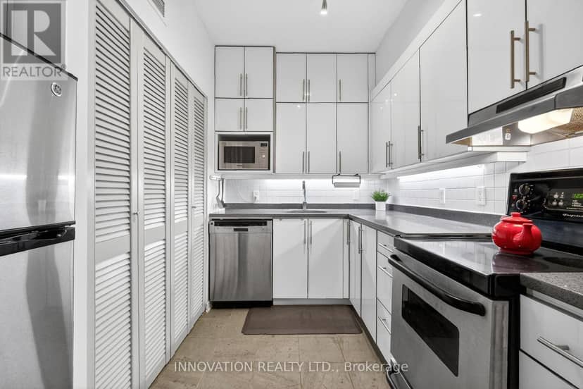 4 - 10 Clarence Street — photo 9 of 21
