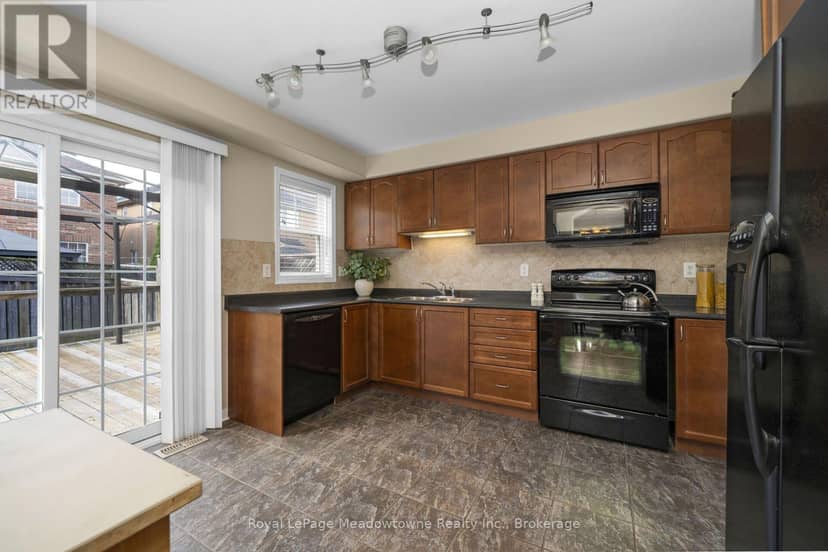 802 Stark Circle — photo 10 of 25