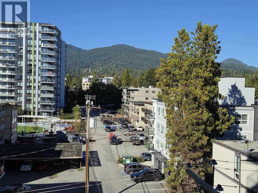 303 150 E 15TH STREET, North Vancouver, photo 2