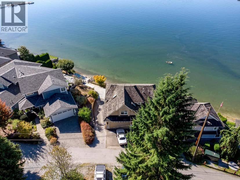 1678 BEACH AVENUE, Port Moody