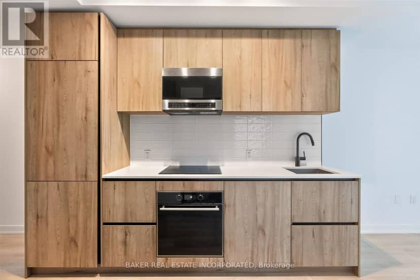 1705 - 127 Broadway Avenue — photo 7 of 15