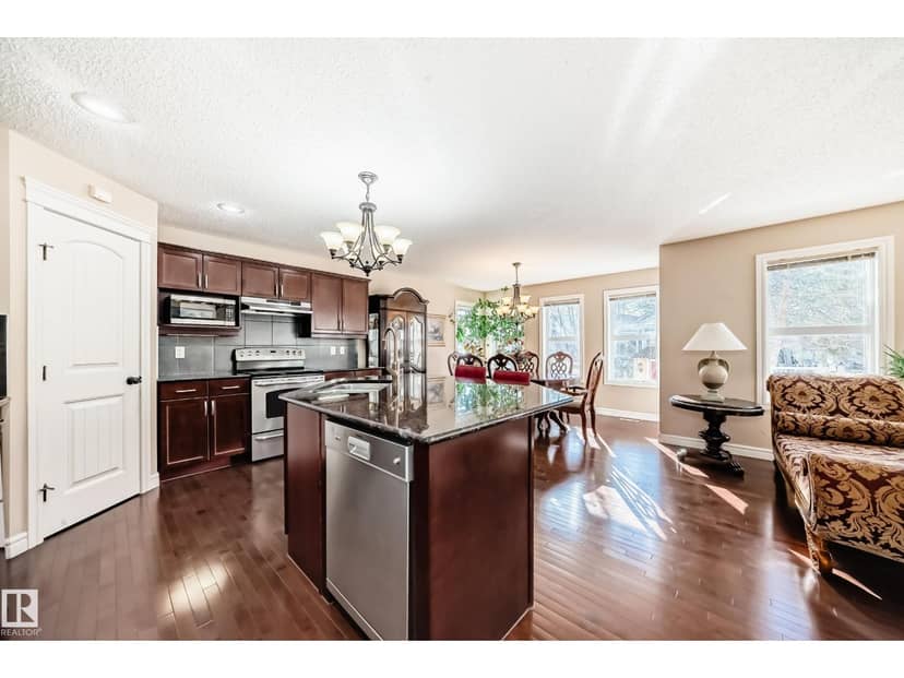 3711 163 AV NW — photo 12 of 40