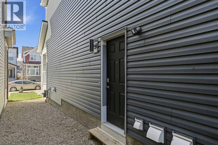 44 Amblefield Avenue NW, Calgary, photo 6
