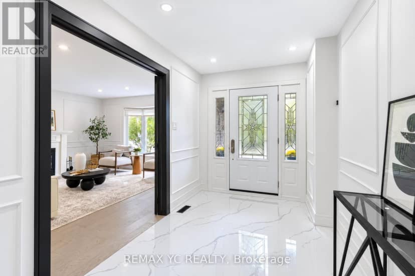 4 Simmons Crescent, Aurora, photo 3
