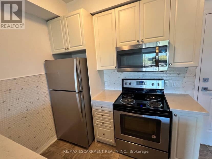 223 - 2490 Old Bronte Road, Oakville, photo 4