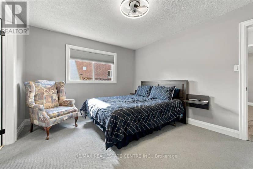 22 Birchway Place — photo 18 of 40