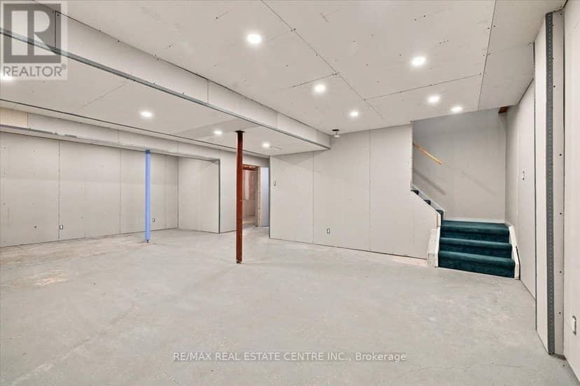 22 Birchway Place — photo 25 of 40