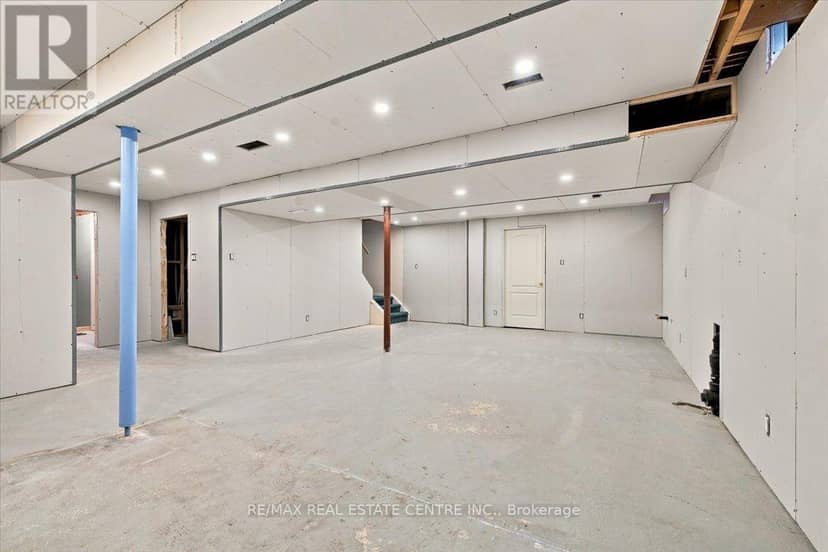 22 Birchway Place — photo 26 of 40