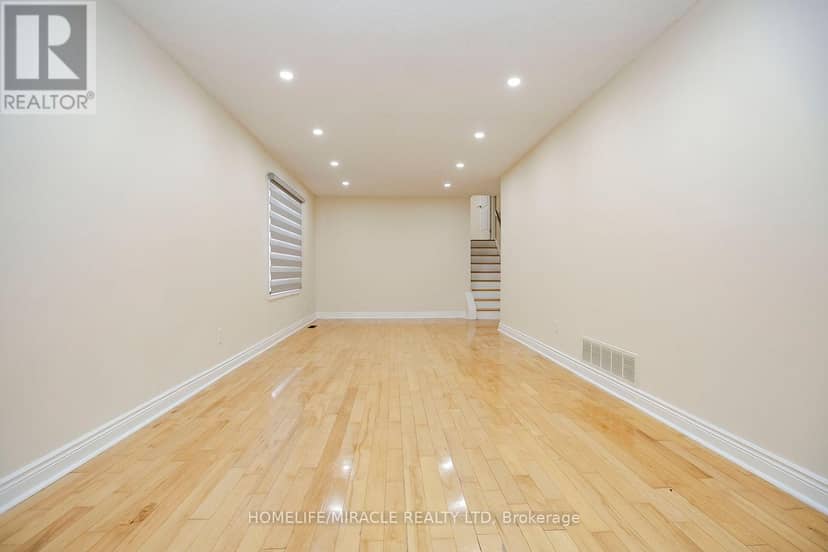 33 Adam Street, Brampton, photo 8