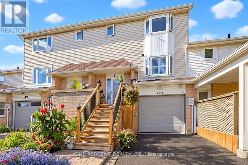 51 Courtleigh Square, Brampton, photo 3