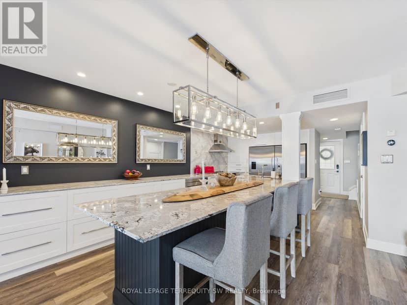 210 - 10 Coveside Drive — photo 13 of 40