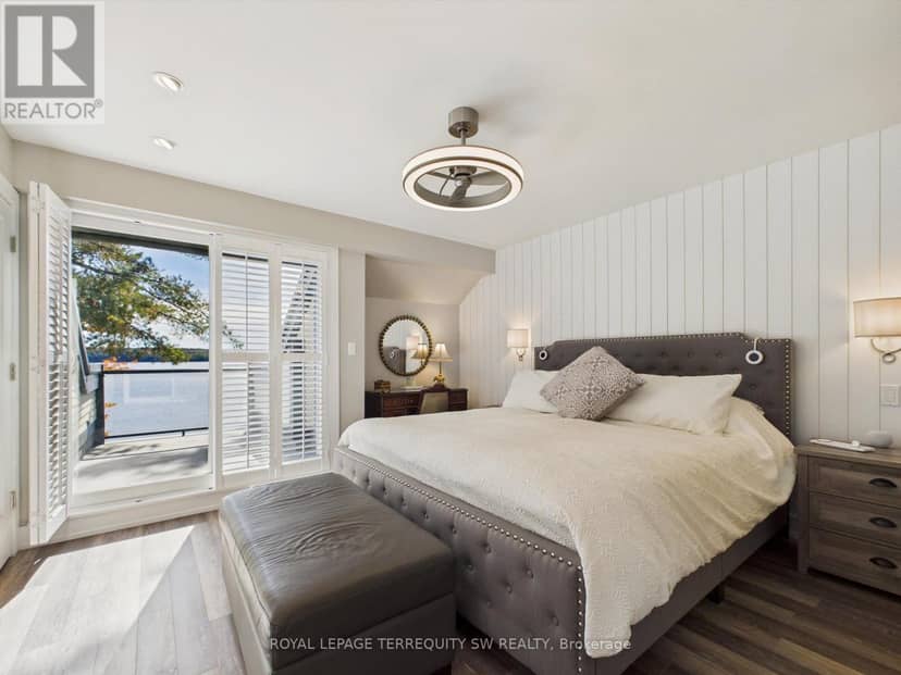 210 - 10 Coveside Drive — photo 19 of 40