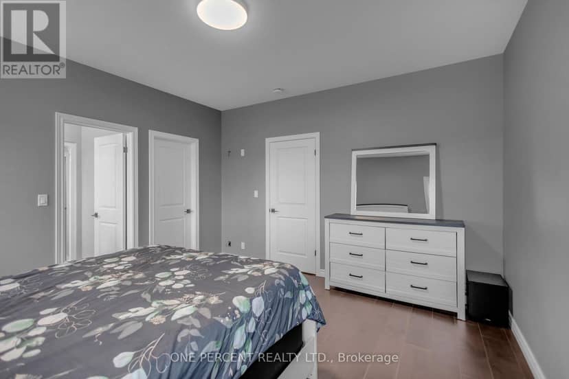 1410 Thompson Road E — photo 17 of 40