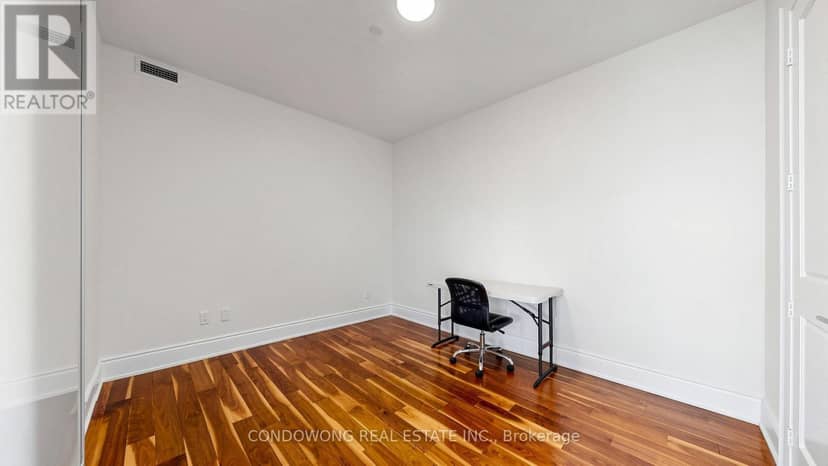 7507 - 388 Yonge Street — photo 17 of 40