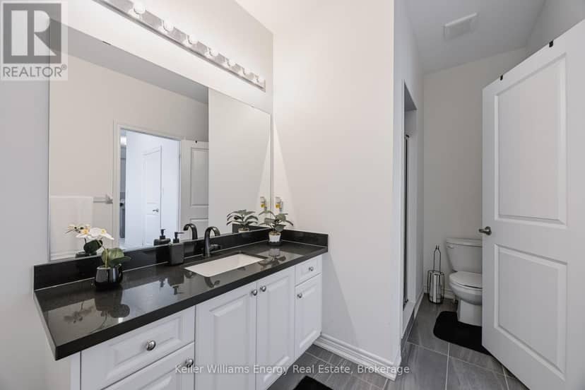 165 Coronation Road — photo 18 of 24