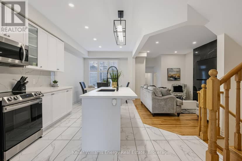 165 Coronation Road — photo 6 of 24