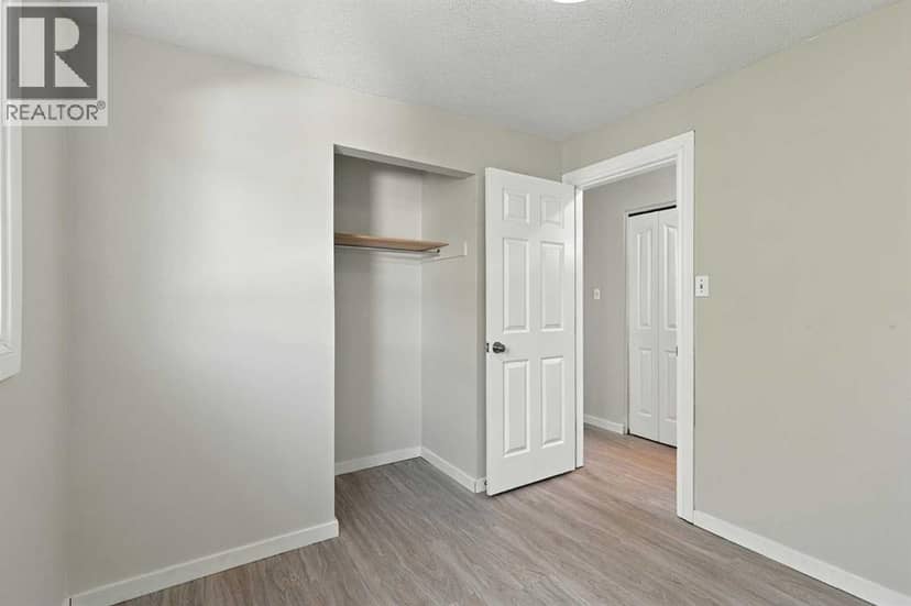 203 Penbrooke Close SE — photo 19 of 40