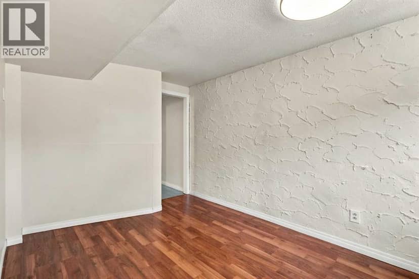 203 Penbrooke Close SE — photo 29 of 40