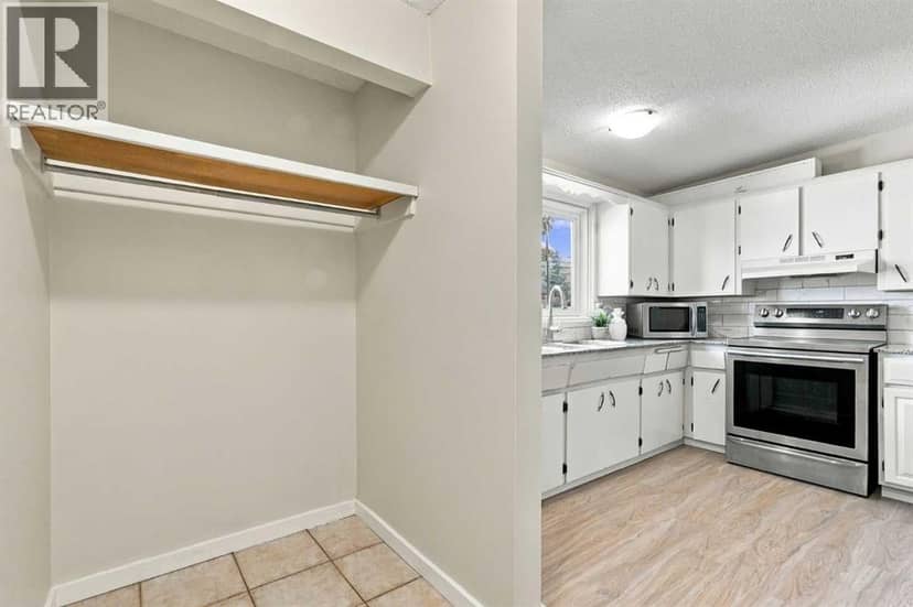 203 Penbrooke Close SE — photo 22 of 40