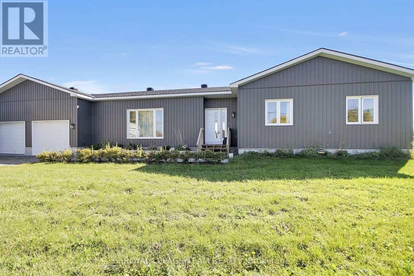 10664 Blaine Road, North Dundas