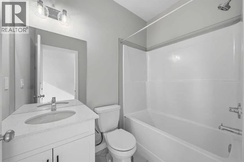 339 Belvedere Drive SE — photo 12 of 26