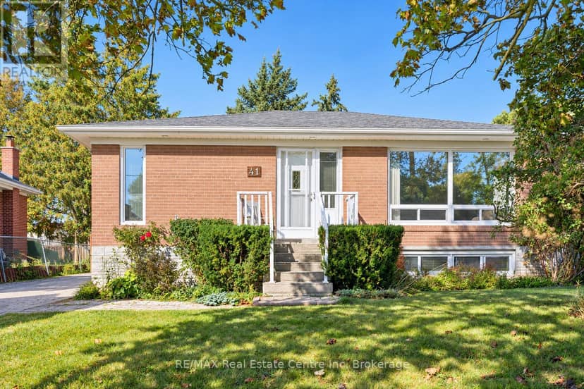 41 Prince Charles Street — photo 1 of 23