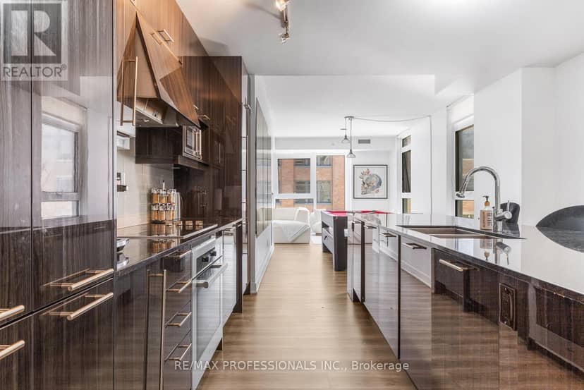 325 - 30 Nelson Street — photo 12 of 40