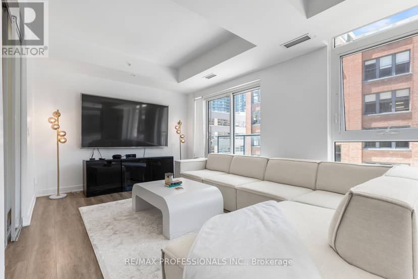 325 - 30 Nelson Street — photo 19 of 40