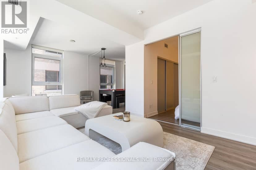 325 - 30 Nelson Street — photo 22 of 40