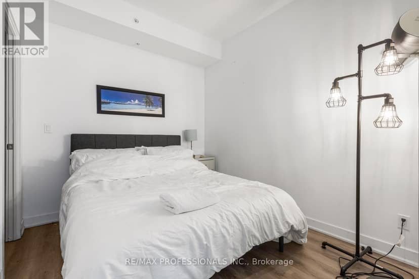 325 - 30 Nelson Street — photo 29 of 40