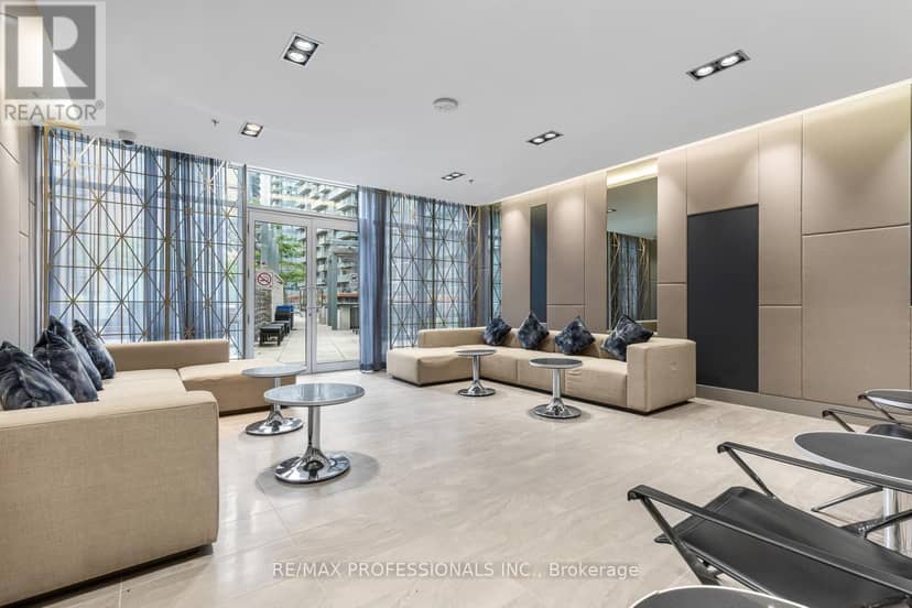 325 - 30 Nelson Street — photo 40 of 40