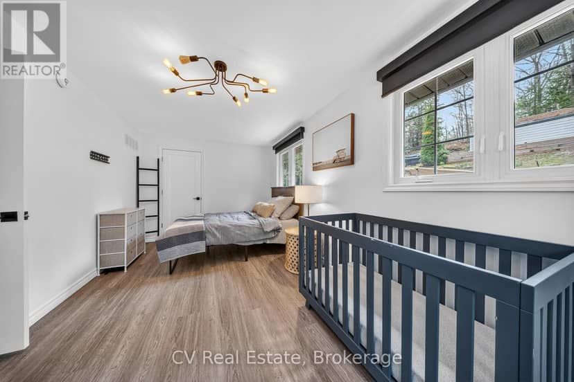 1 - 1018 Georgina Way — photo 29 of 40