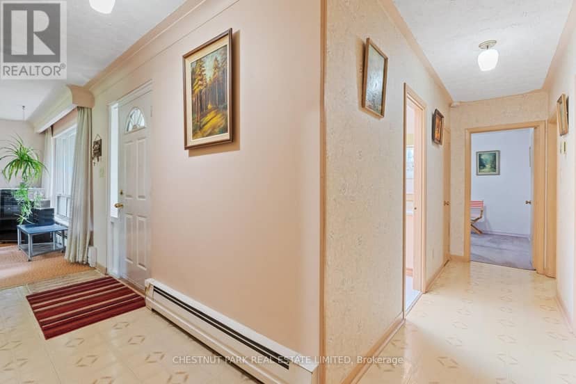 2 Gallacher Avenue — photo 11 of 33