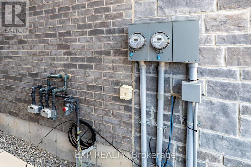 40 Lally Terrace — photo 34 of 40