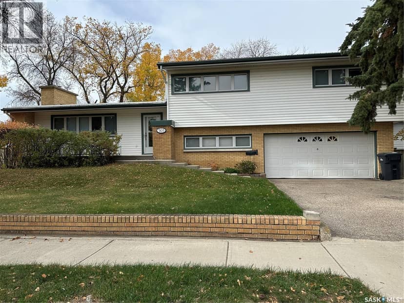 503 9th STREET NE, Weyburn