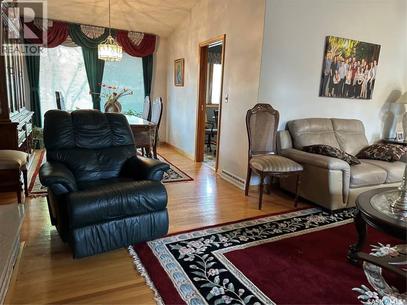 503 9th STREET NE, Weyburn, photo 6