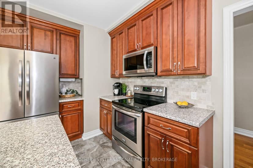 880 Edgemere Road — photo 15 of 39