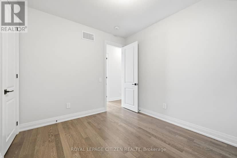 18 McKay Avenue — photo 29 of 40